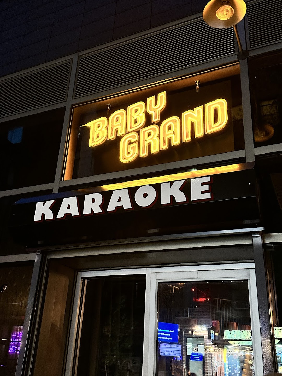 Baby Grand LES