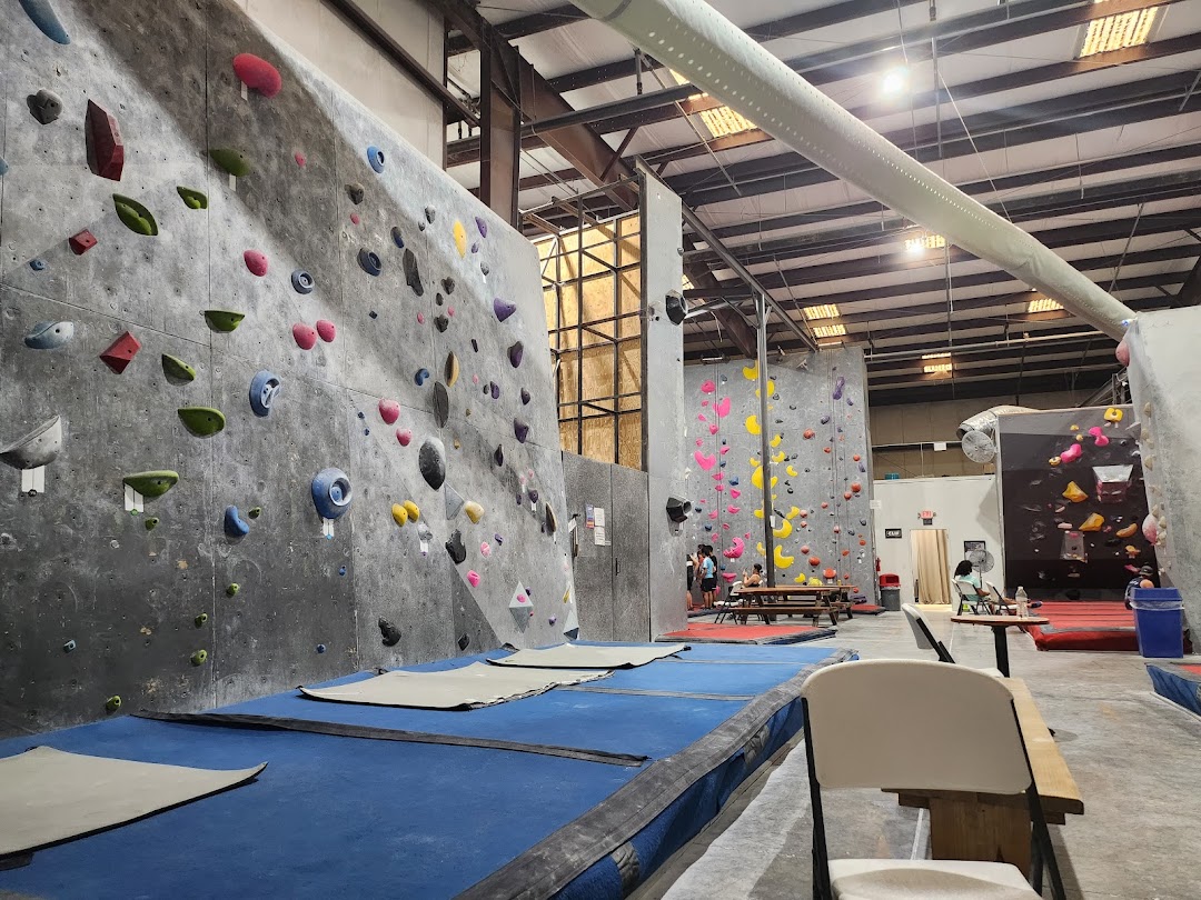 Aiguille Rock Climbing Center