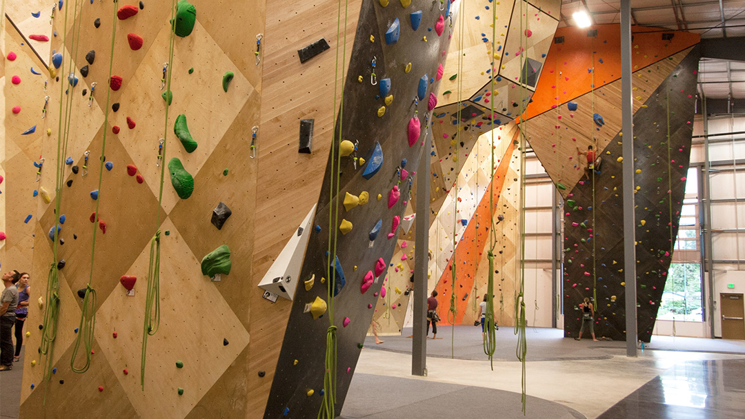 Übergrippen Indoor Climbing Crag - Denver