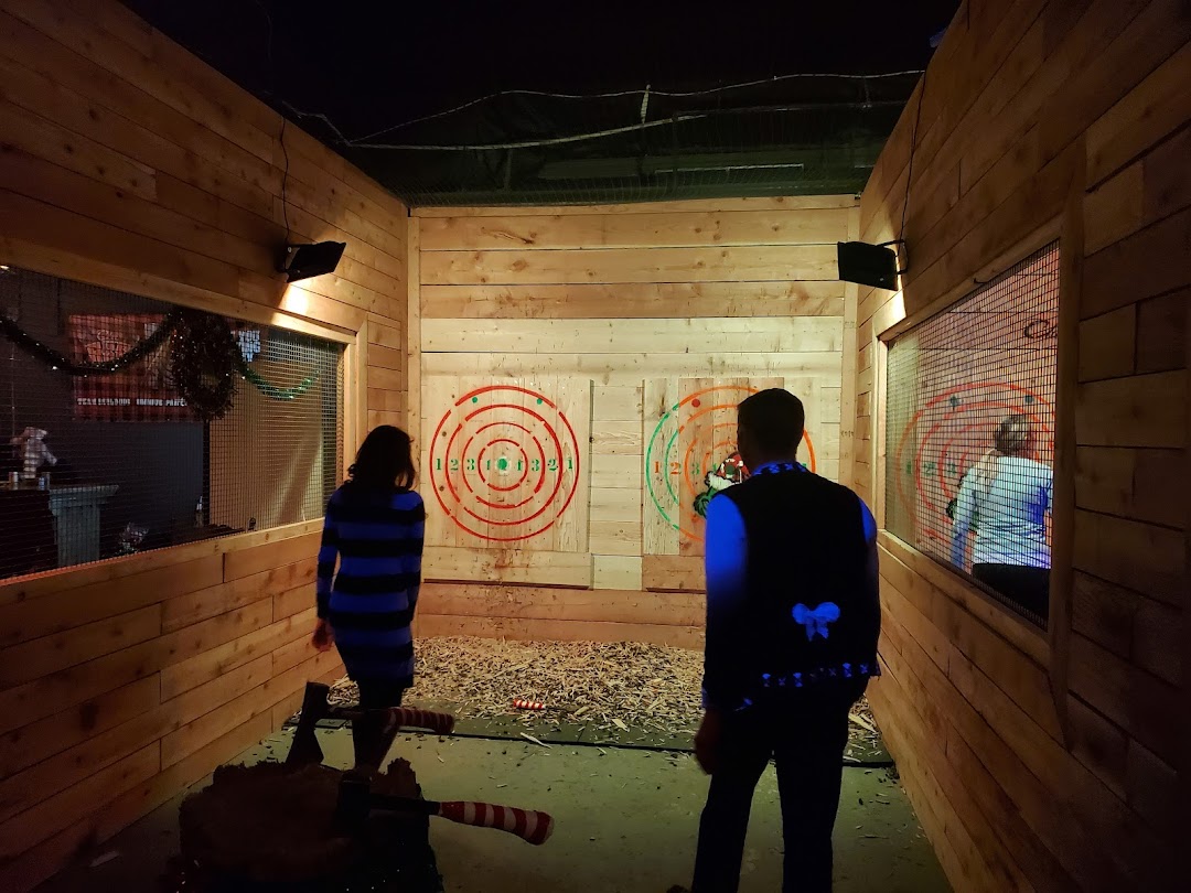 Class Axe Throwing & Bar