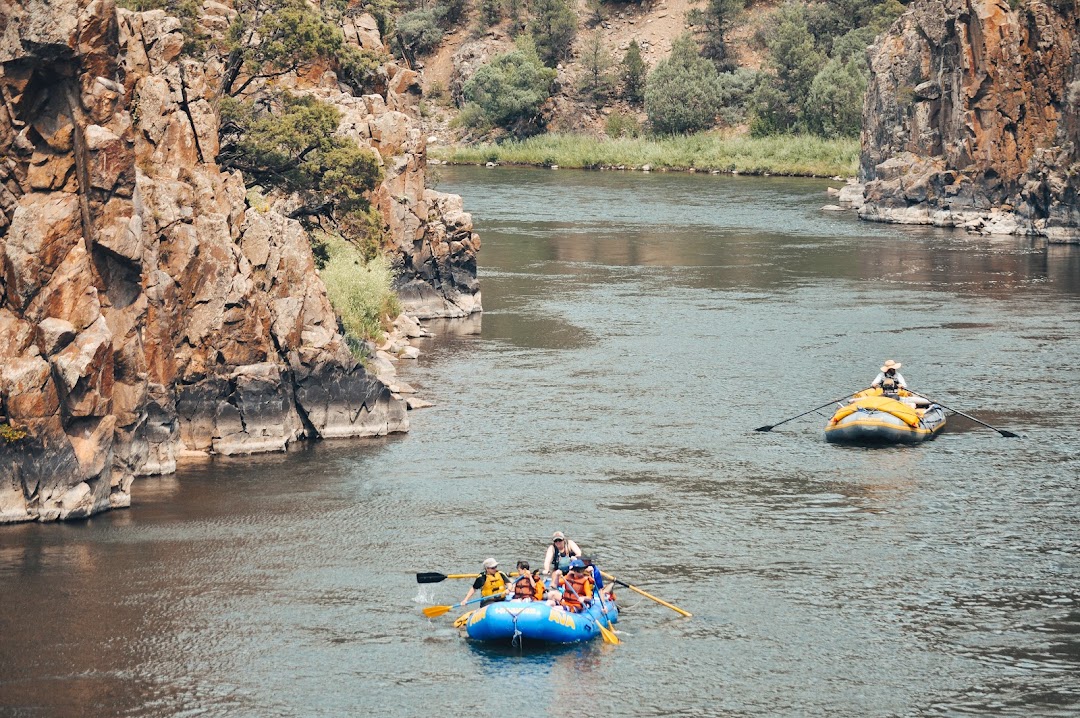 AVA Rafting & Zipline