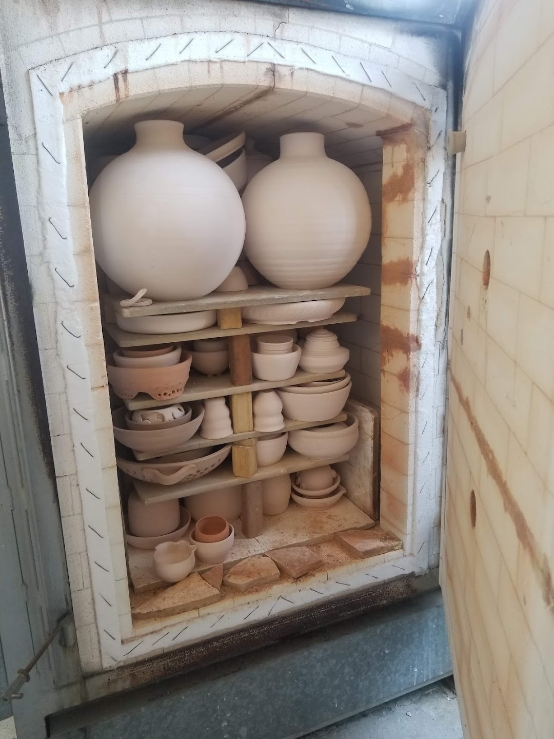 Toros Pottery
