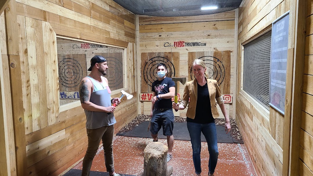 Class Axe Throwing